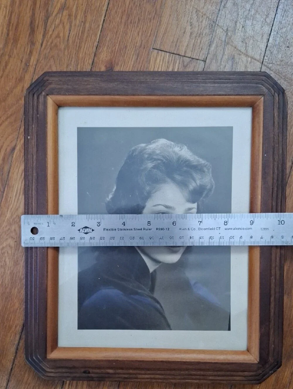 Classic Wooden Picture Frame in Dark Brown and Light Brown